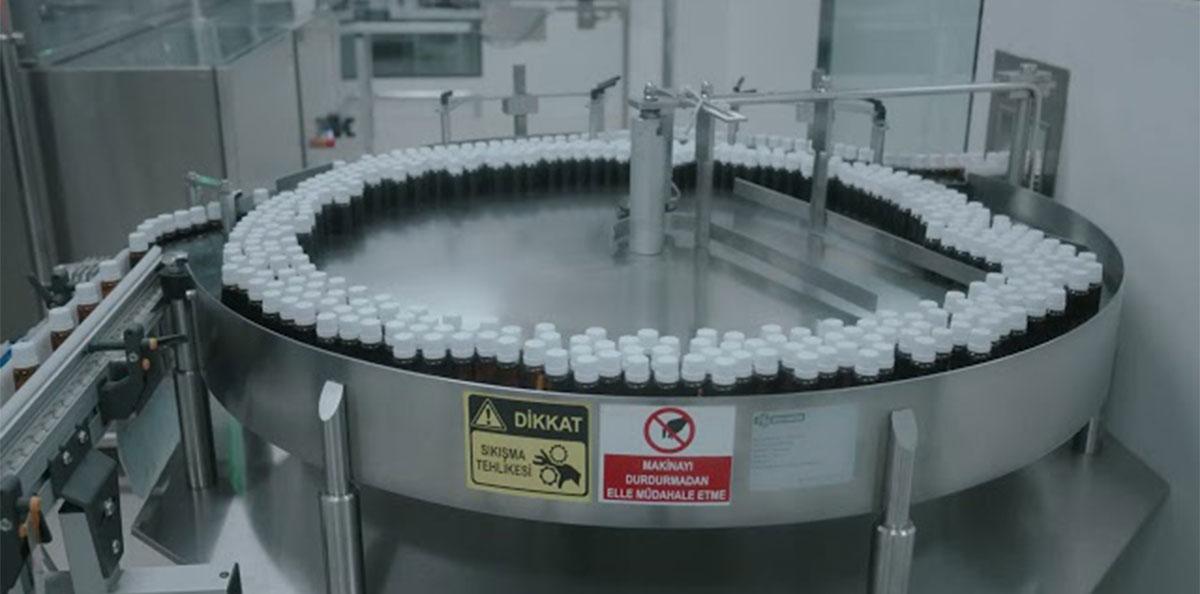 WМ Çеркезкöй / Стерил бўлмаган суюқлик ва ярим қаттиқ дори ишлаб чиқариш / Винтли қопқоқ ишлаб чиқариш линияси